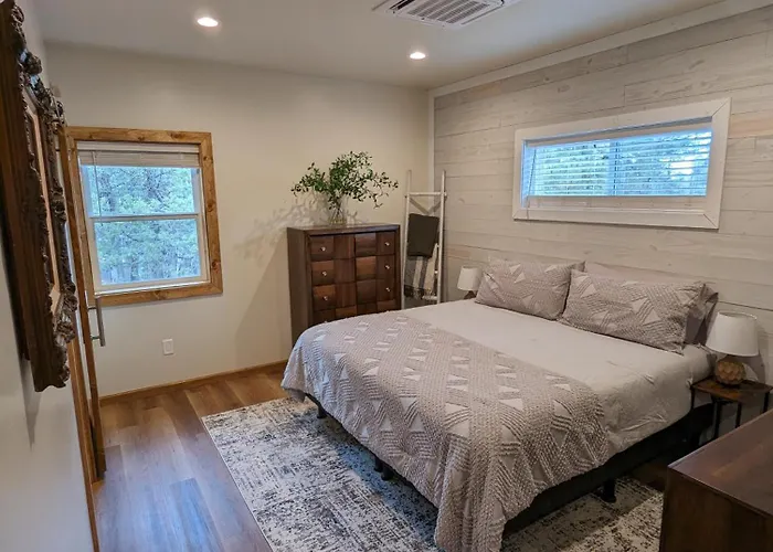 Perfect Pair 2 New Homes, Large Groups, Close By Holiday home Pinetop-Lakeside