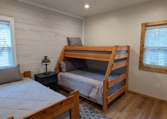 Holiday home Perfect Pair 2 New Homes, Large Groups, Close By Pinetop-Lakeside